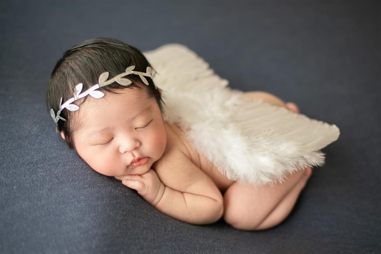 岐阜県羽島市でのニューボーンフォト撮影事例
